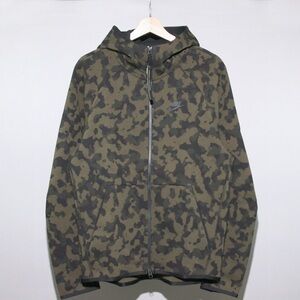 Nike Tech CJ5975-222 Jacket - Worn Once